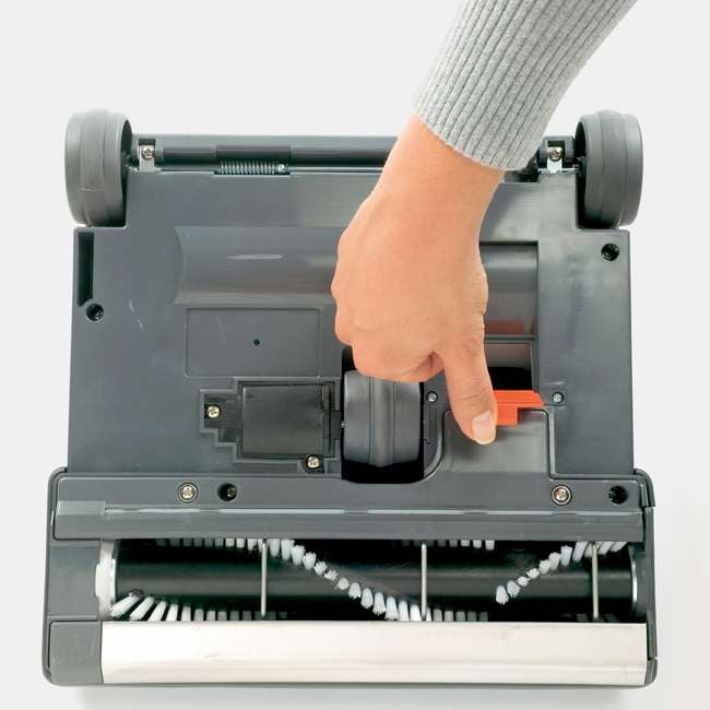 SEBO Automatic X4 White Upright Vacuum Cleaner 9570AM