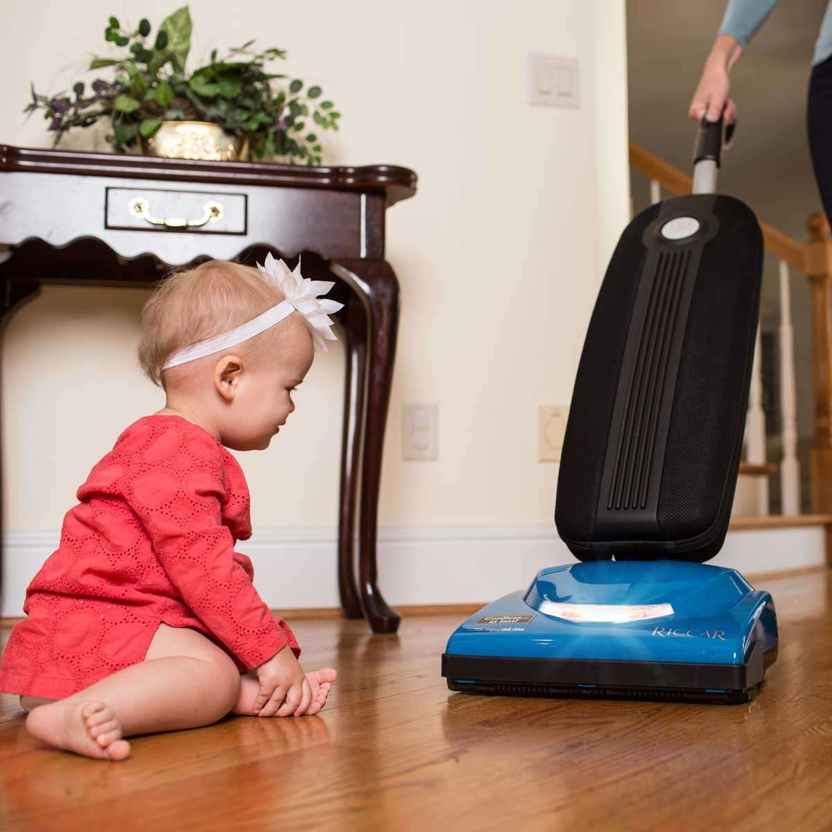 SupraLite Cordless R10CV Ultra Light Vacuum